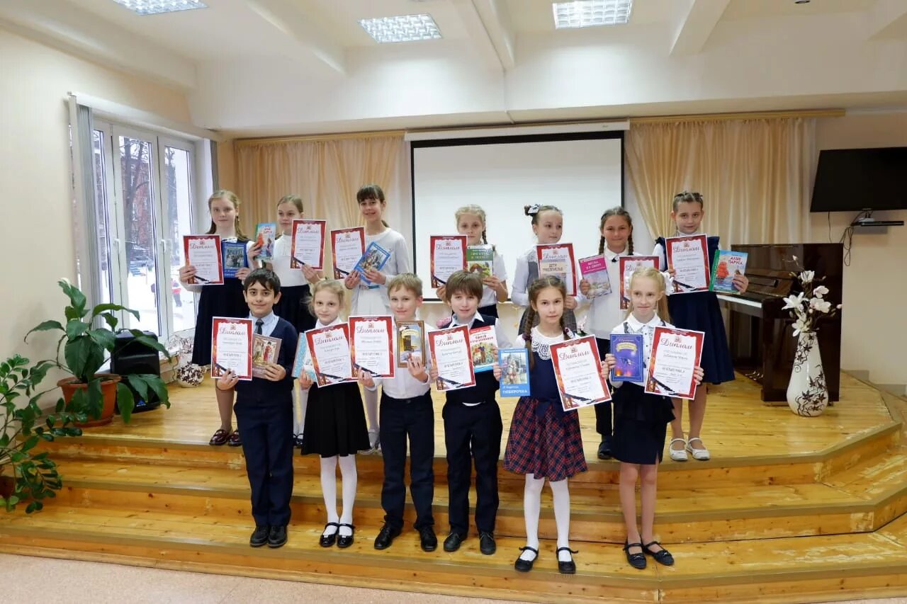 музыкальная школа лобня. лобненская музыкальная школа. школа искусств лобня. музыкальная школа лобня. краснополянская дши.