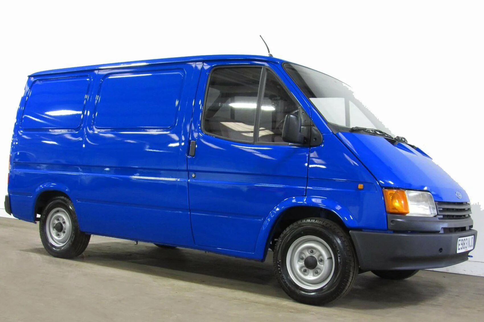 Форд транзит 2008 пассажирский. Форд транзит габариты фургона 2015. Ford transit van lwb high roof. Форд транзит вес. Форд транзит весит.