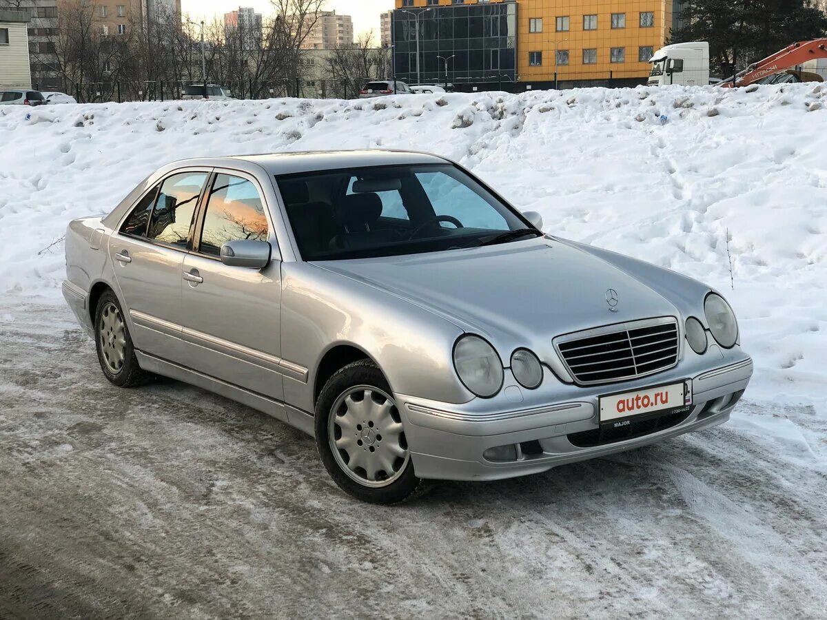 Mercedes benz 2001. мерседес е200 2001 года. Mercedes-benz e240 (w210). Mercedes-benz c-class 2001. 2001 класс.