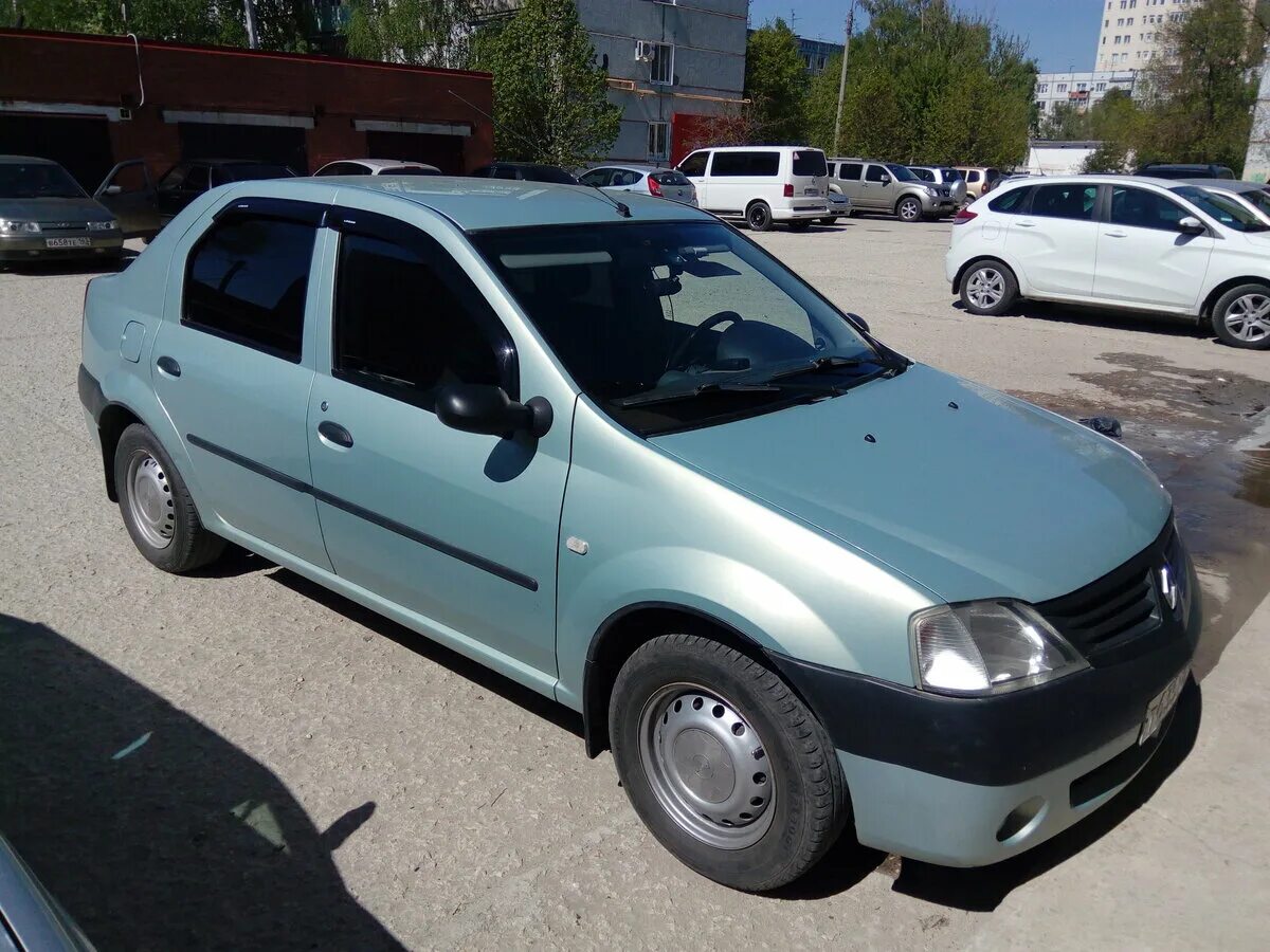 Renault logan 2006 год