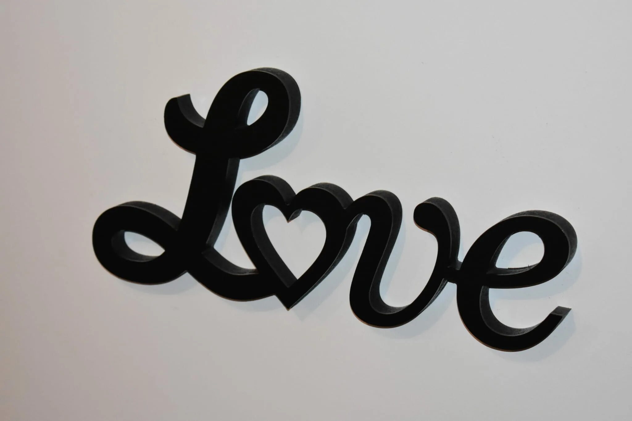 Лове голова. Надпись Love. Красивые надписи про любовь. Красивая надпись Love. Красиво слова про любовь.