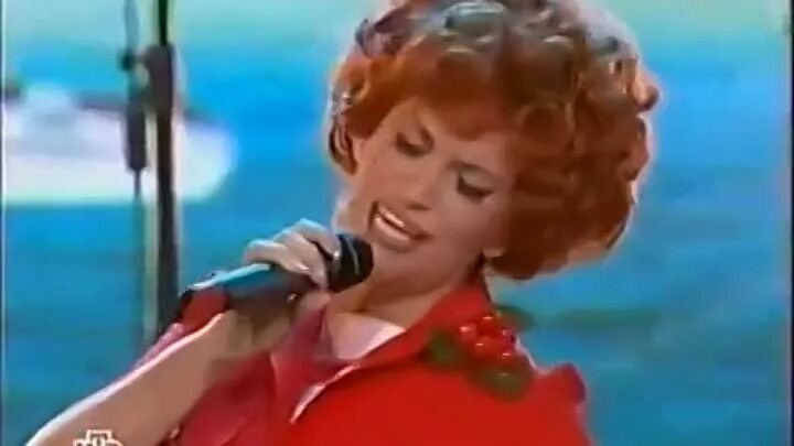 Бродская звенит январская вьюга. Anna asti звенит январская вьюга. Vanilla sky звенит январская вьюга. Коста лакоста январская вьюга. Песня звенит январская вьюга.