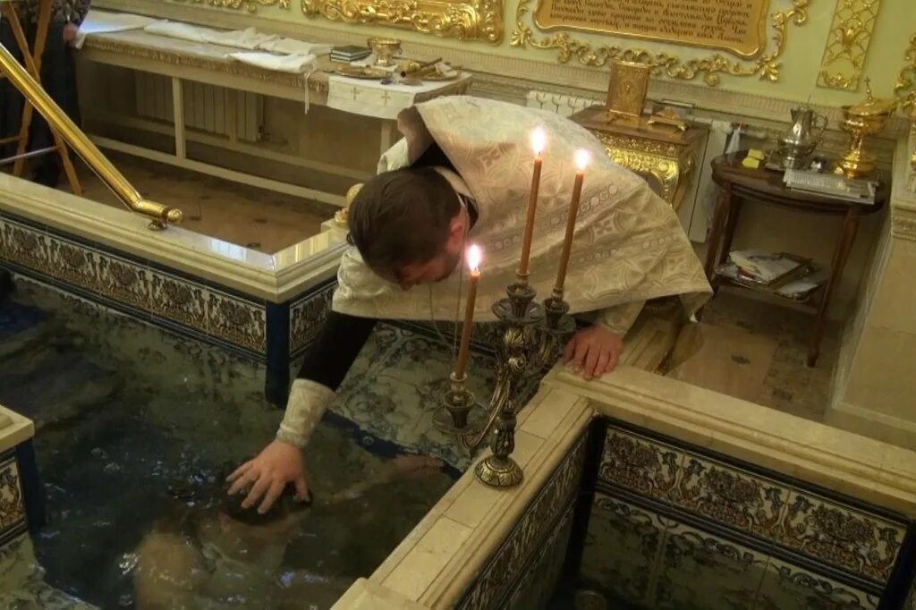 Крестины в церкви. Обряд крещения в церкви. Крестины в храме. Как пройти крещение в церкви. Как пройти крещение в церкви.