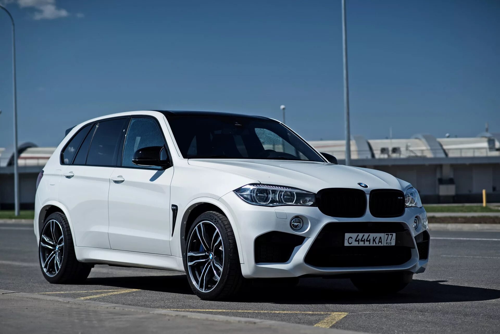 5х 5х 21 5х. BMW x5 f85. BMW x5 f85 белая. BMW x5m 2016. BMW x5m 2017.