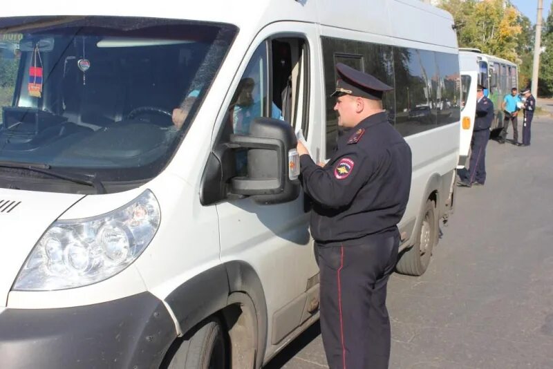 Госавтоинспекция микроавтобус. Профилактическое мероприятие ГИБДД "пассажирские перевозки". Рейд ГИБДД по пассажирским перевозкам ГИБДД. ГИБДД Белинского района работники.