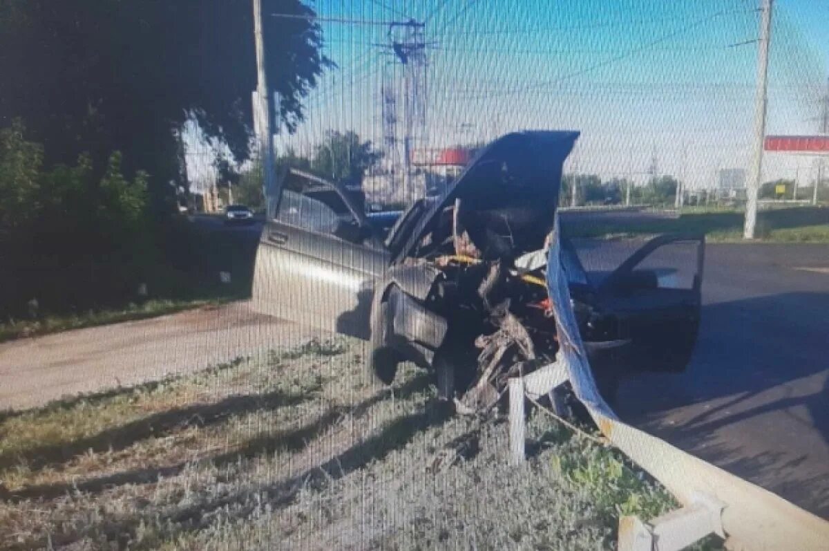 Авария в ярославле вчера. Авария рабочая провиантская. Про та та ранила. Смертельные аварии в чите. Дтп саратов.