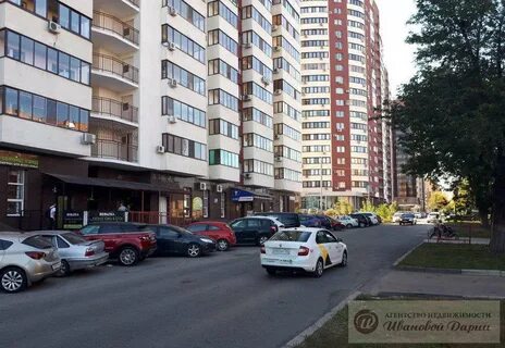 Революционная 4