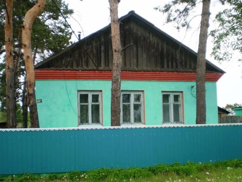 Диваны база денисенко. Квартиры в белогорске амурской. Прихожие в магазинах белогорска амурской обл. Белогорск кирова 298/2. Халява в буинске диваны.