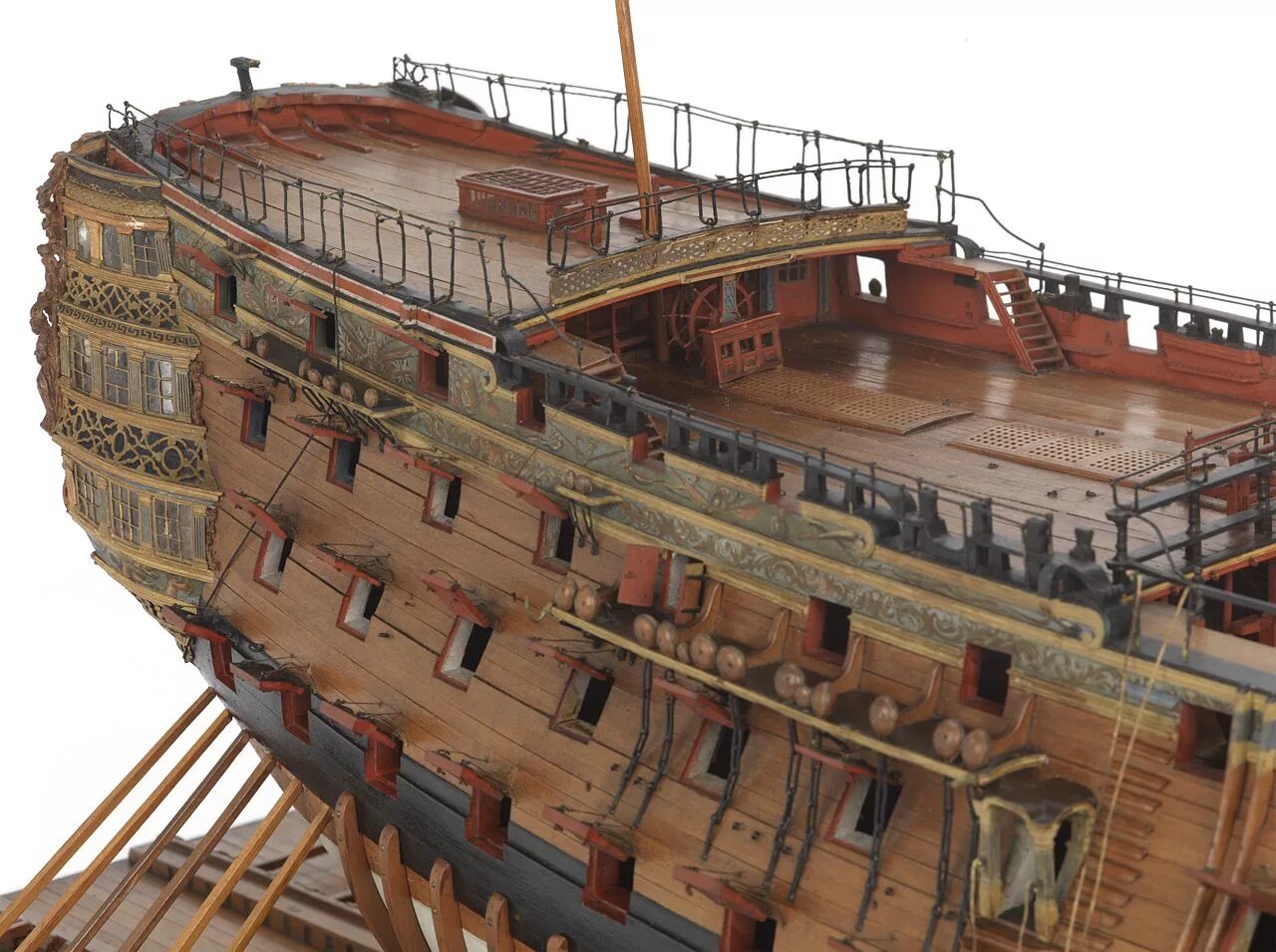 Корма палубы. HMS Victory 1765. HMS Victory (1765) модель корабля. HMS Victory палубы. Линкор HMS Victory.