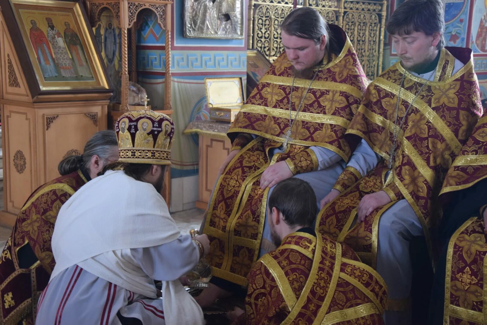 обязанности священника. архиерей это кратко. письменное благословение архиерея. протоиерей андрей орлов. епископ шабацкий лаврентий (трифунович).