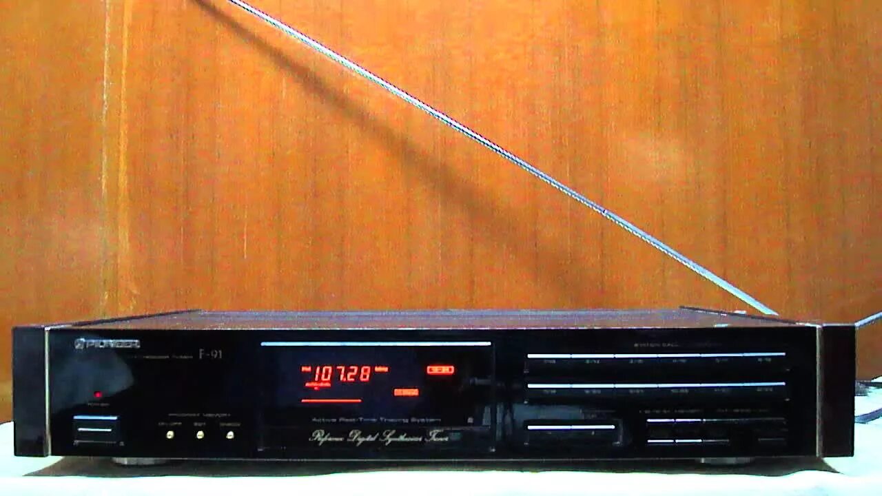 Тюнер pioneer f. Тюнер Pioneer f 91. Pioneer fm Tuner f 204rds. Pioneer f-445. Pioneer f-100 ресивер.