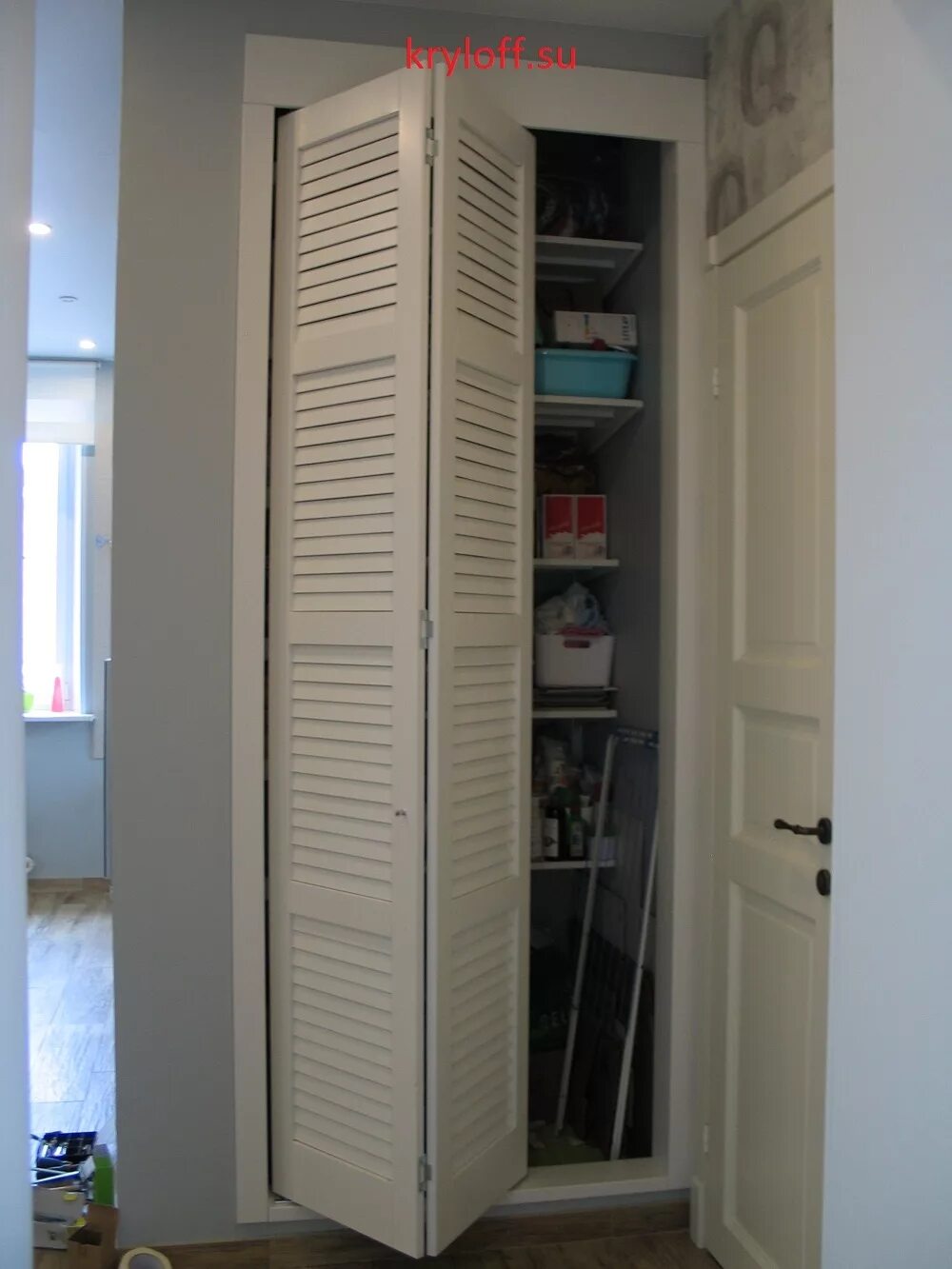 дверь складная межкомнатная двойная, жалюзийная 1408. дверь жалюзийная белая 1208мм. дверь-гармошка межкомнатная жалюзийная. внутрикомнатная перегородка гармошка. 5х178.