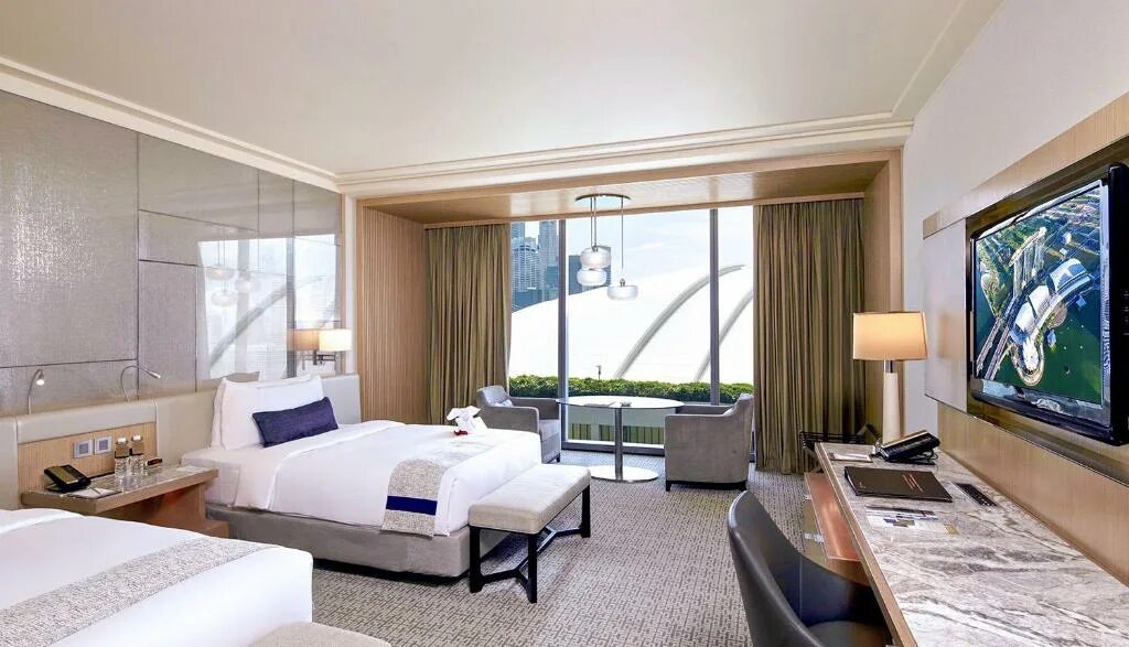 Marina Bay Sands Review: What To REALLY Expect If You Stay