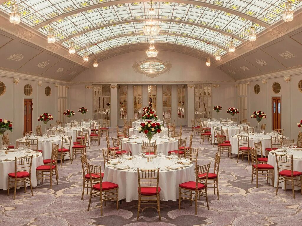 Le glamour банкетный зал. Ресторан прогулки. Ресторан зефир спб банкетный зал. Банкетный зал петроконгресс. Вознесенский проспект 44-46 ресторан.