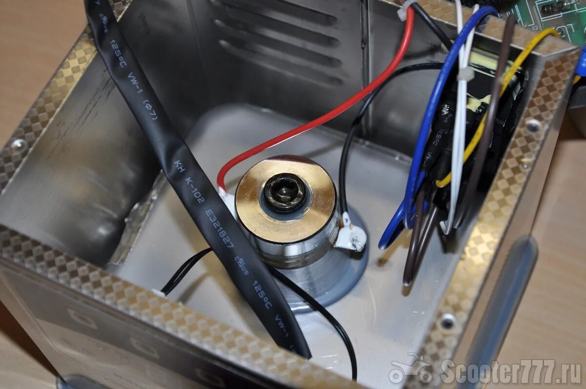 излучатель ланжевена это