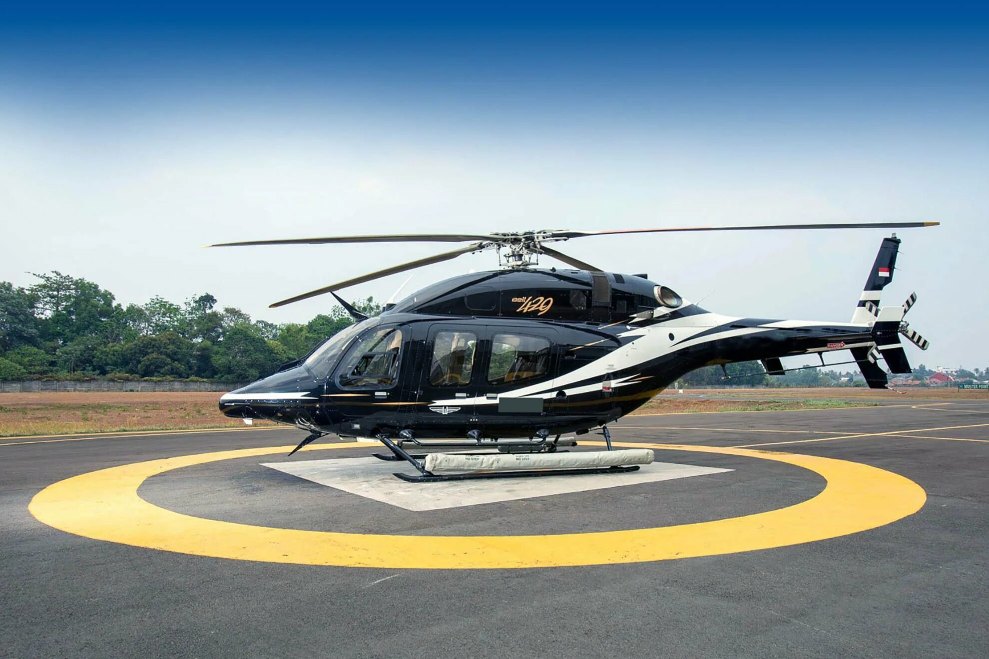 Лучший вертолет в мире на сегодняшний день. Белл 429. bell 429 вертолет. вертолет белл 429 фото. вертолёт &quot;хелли&quot;.
