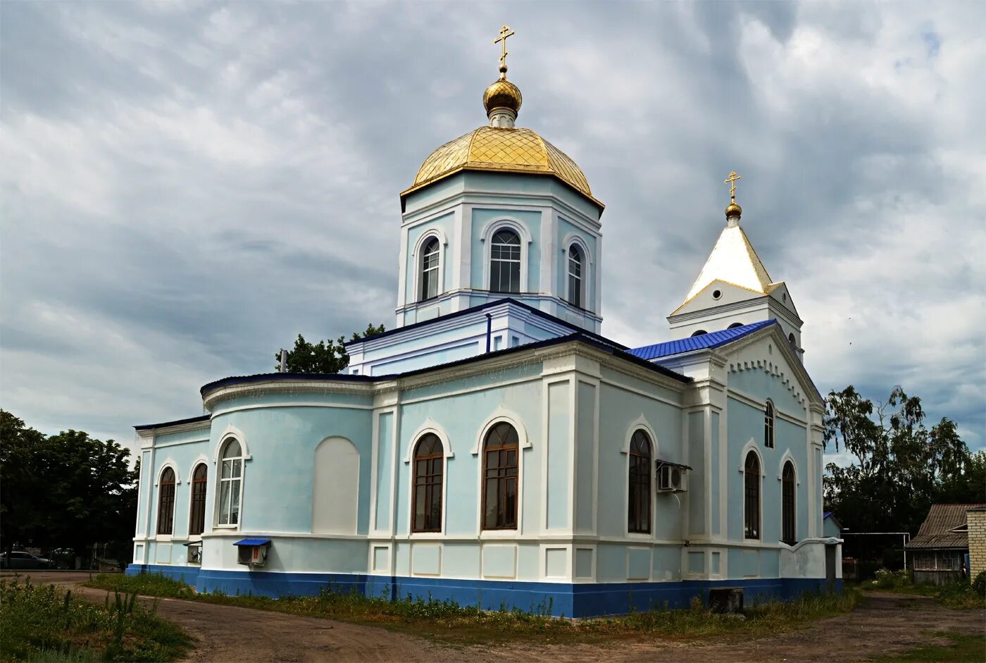 Павловск проспект революции. Казанская церковь (павловск). казанский храм купола павловск воронежская область.