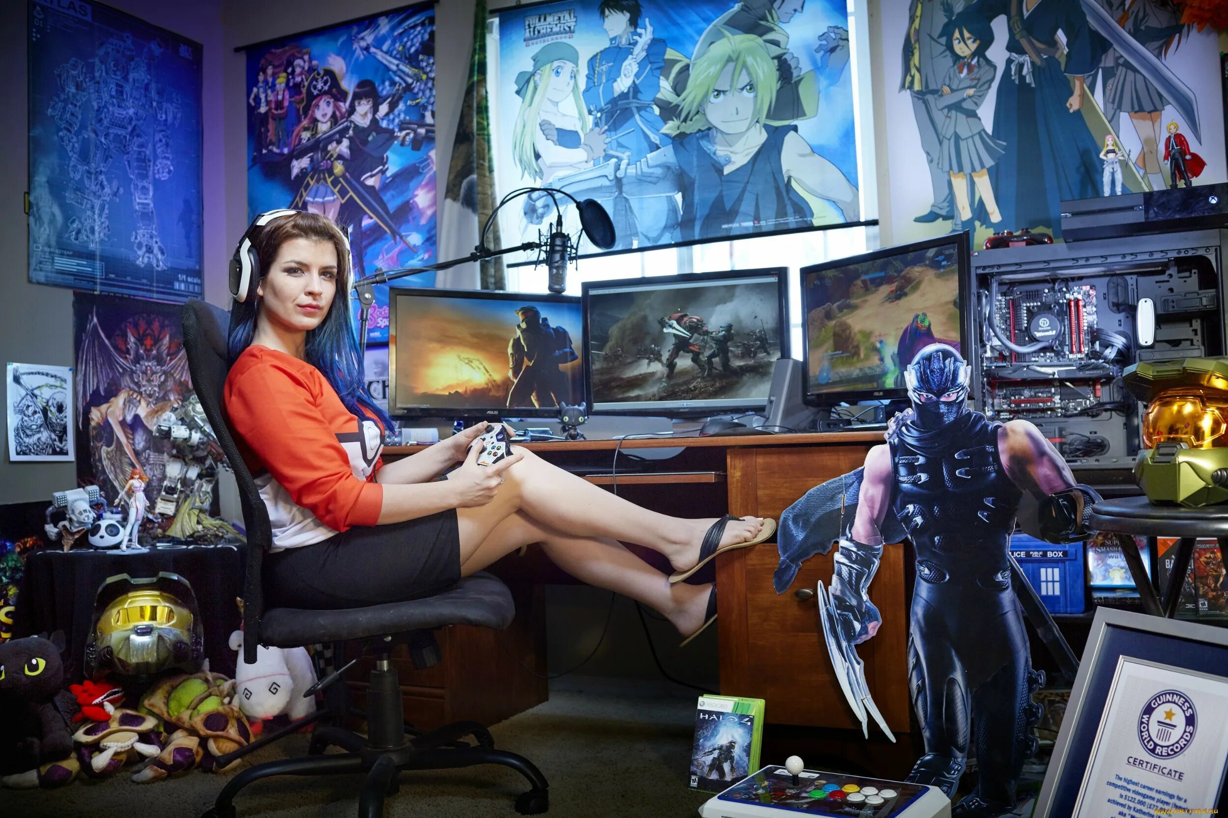 Модель геймер. Компьютерные игры. Красивые девушки геймерши. Красивая девушка геймер. Модель геймер.
