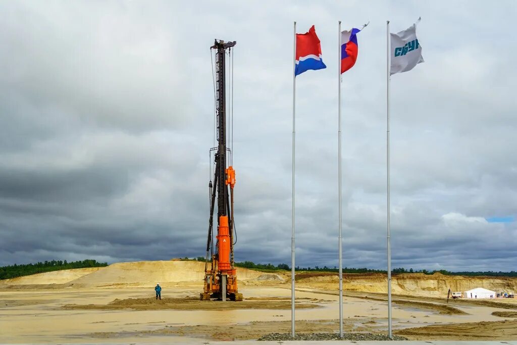 Площадка брест од 300. Фармацевтический завод в ворсино. Мгу инновационный центр стройка. Комплекс старт санкт-петербург парнас. Старт строим.