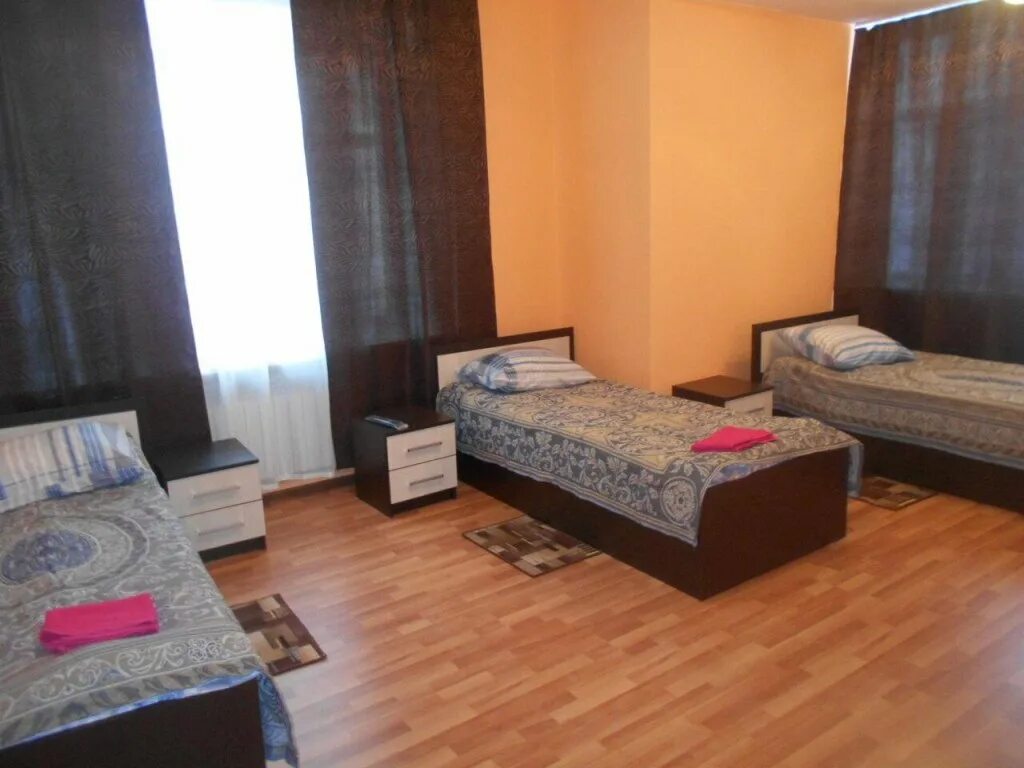 Гостиница благовещенск башкортостан. Левый берег благовещенск гостиница. Гостиница лотос благовещенск башкортостан. Левый берег благовещенск гостиница. Седова 110 а благовещенск.