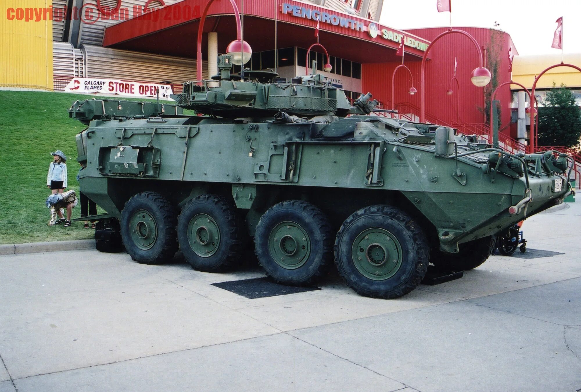 Lav-25. Бтр lav 3. Lav-25 apc. Lav iii бронетехника канады. Бмп lav iii.