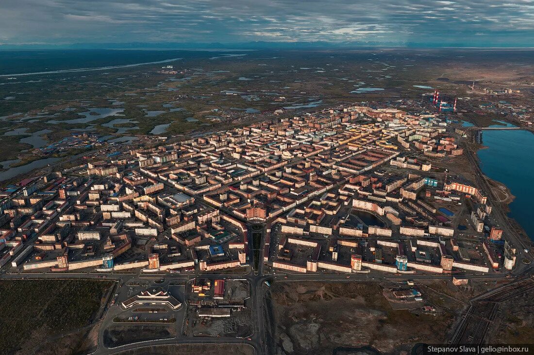 Тип норильск. Норильск 2025. норильск лето. норильск фото 2025. город с высоты.