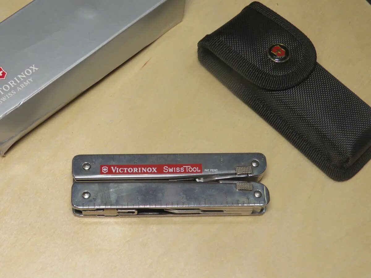 Викторинокс и Спайдерко. Мультитул Victorinox SWISSTOOL Pat Pend. Чехол для мультитул Викторинокс. Чехол для Victorinox SWISSTOOL Pat Pend. Pat pend