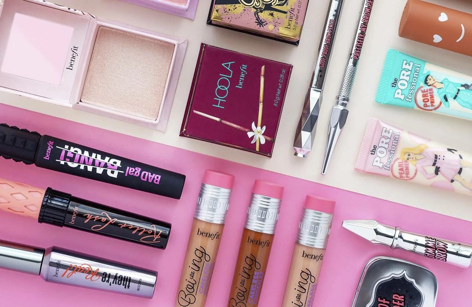 Benefit both. Benefit cosmetics. косметика тм benefit. корейская косметика benefit. стенд косметики бенефит.