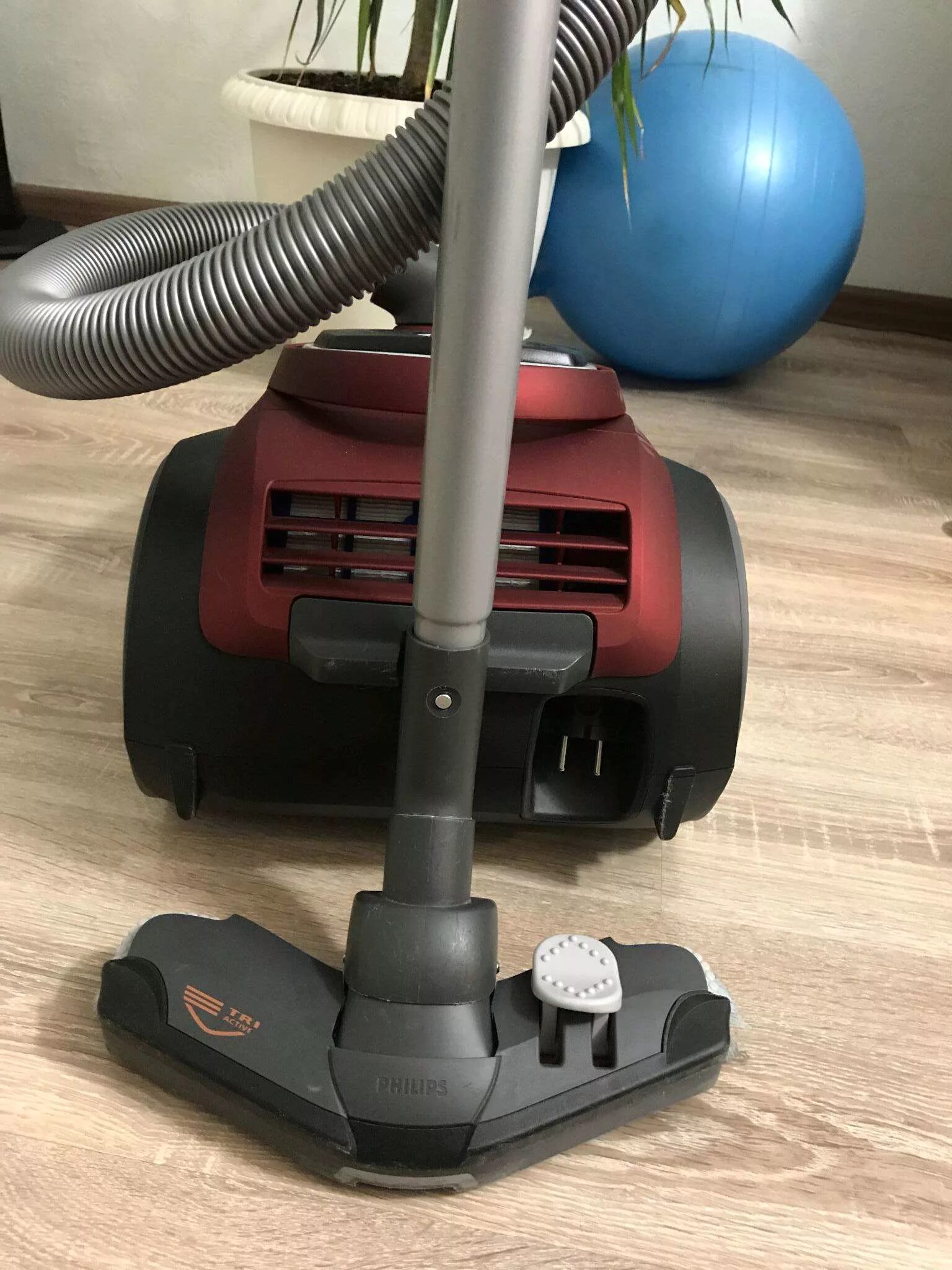 Турбощётка для пылесоса philips fc8761. Турбощетка для philips 6721/01. Насадки на пылесос philips speedpro. Пылесосы philips с турбощеткой. 360 турбощетка пылесос филипс.