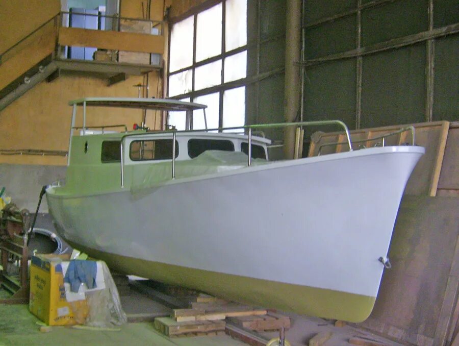 Корпус лодки. Корпус парусной лодки 2м стеклопластик. Волжанка 42 силовой набор. Лист алюминиевый амг2м. Лодка риб матрица днища.