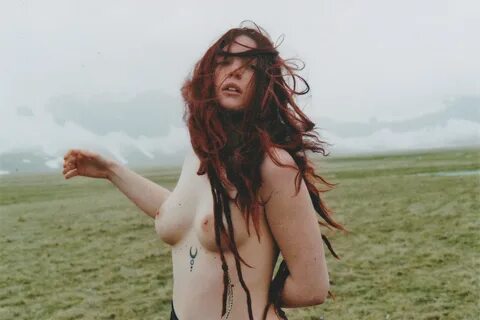 Grimes.nude. 