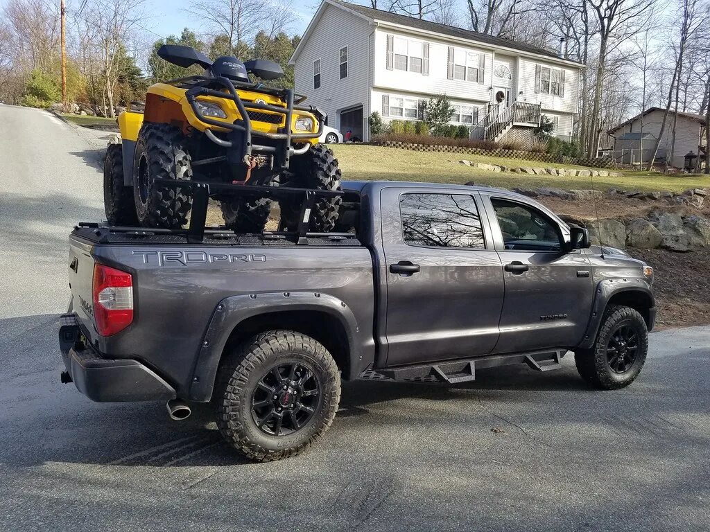 Пикап Тойота тундра. Квадроцикл в Тойота тундра. Toyota Tundra кузов. Тойота тундра Делавер. Квадроцикл пикап