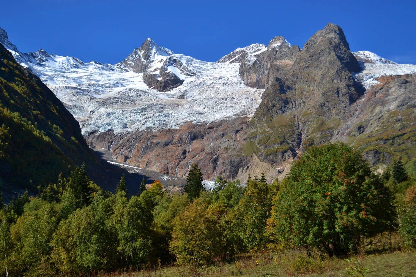 Перевал поднебесный карачаево черкессия. Долины кчр. Долина махар. Карачаево черкесия маруха. Долины кчр.