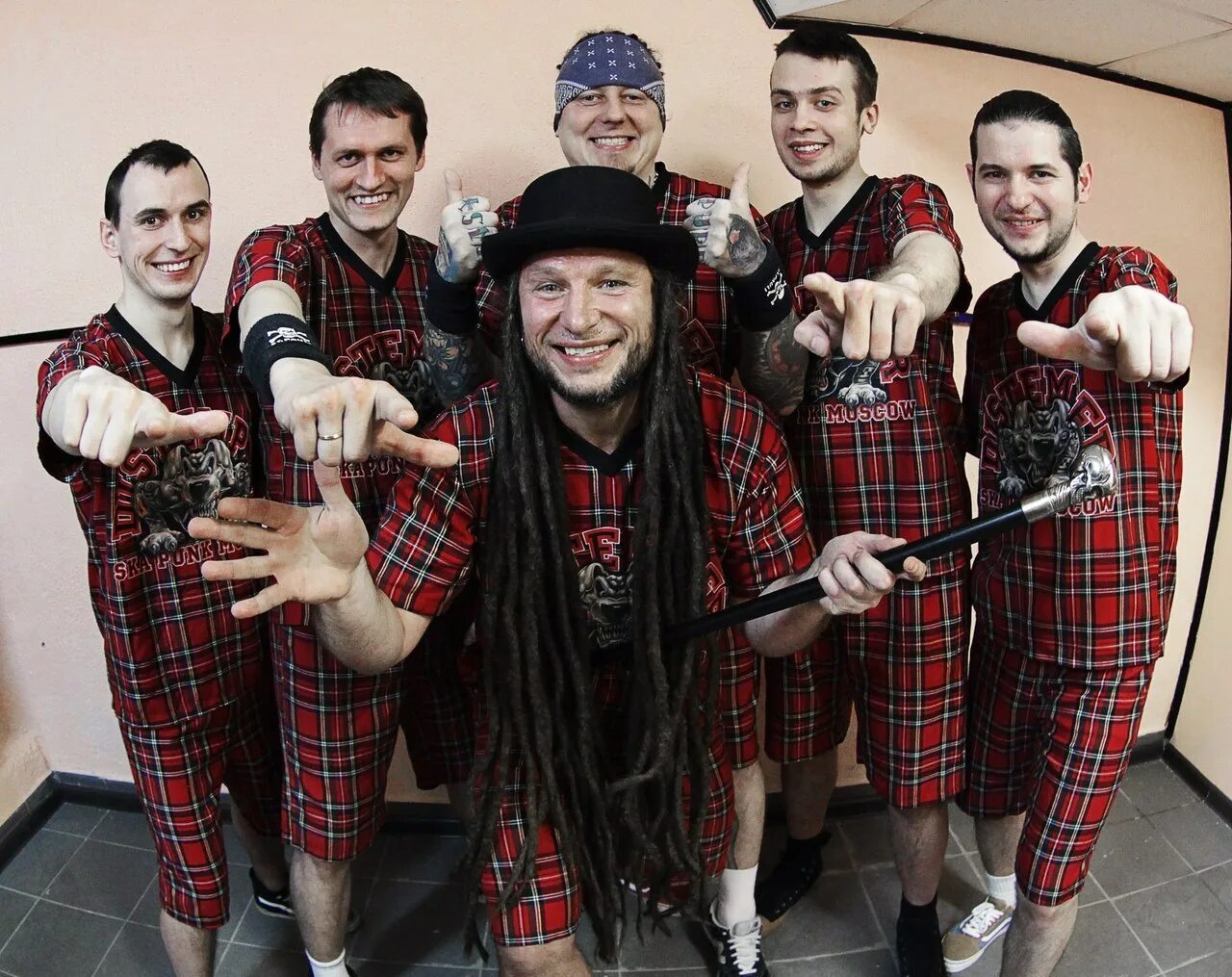 Группа distemper. Группа distemper. Группа distemper. Третий гитарист дистемпера. Distemper фото группы.