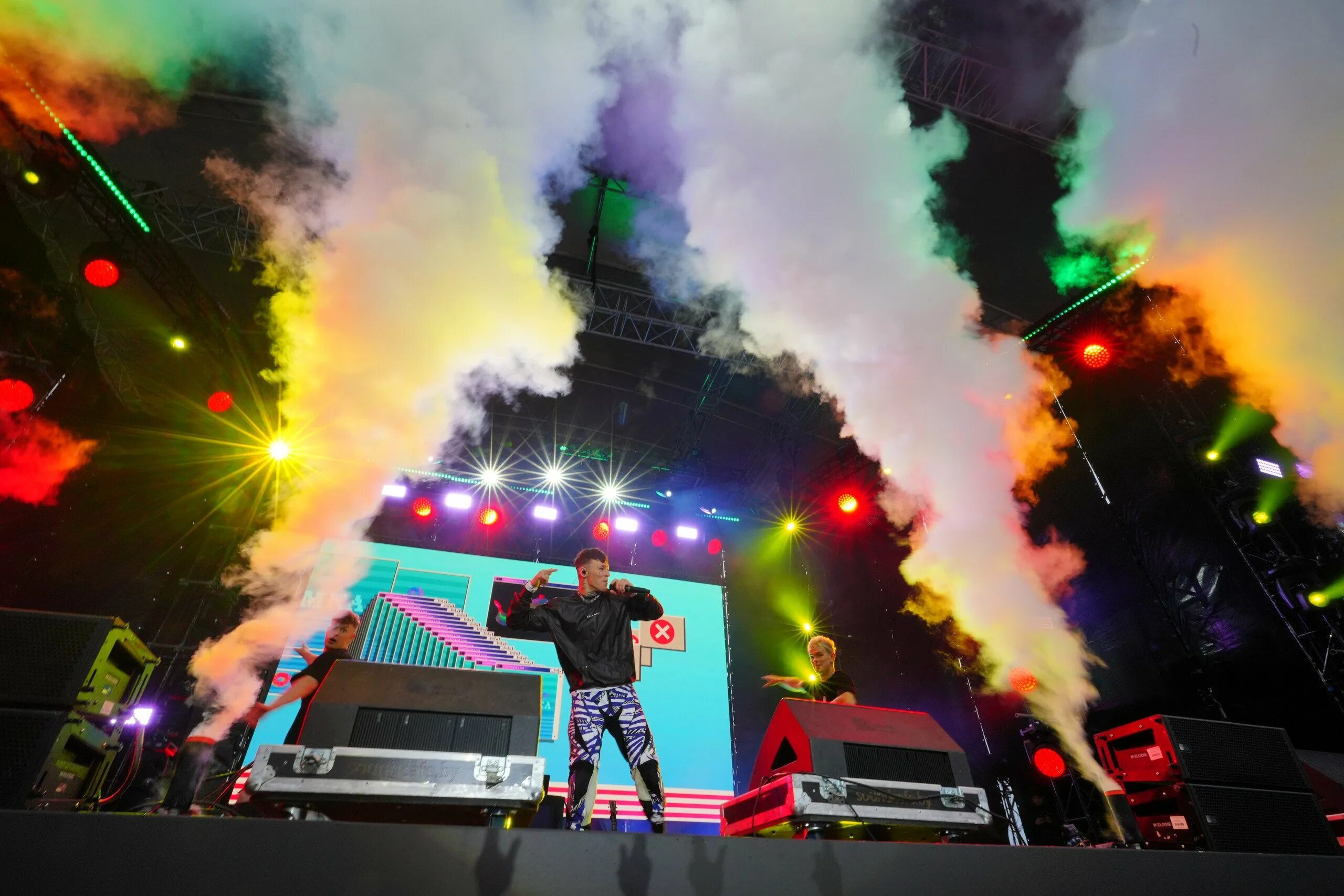 Garage fest. Гараж фест игора драйв 2023. Garage fest. Гараж фест игора драйв. Garage fest 2023.