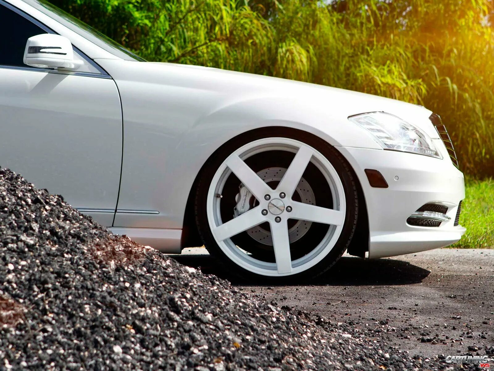 Диски vossen cv3. Vossen cv3 drive2. vossen cv3 на ваз. белые vossen r18. vossen cv3 белые с черным.