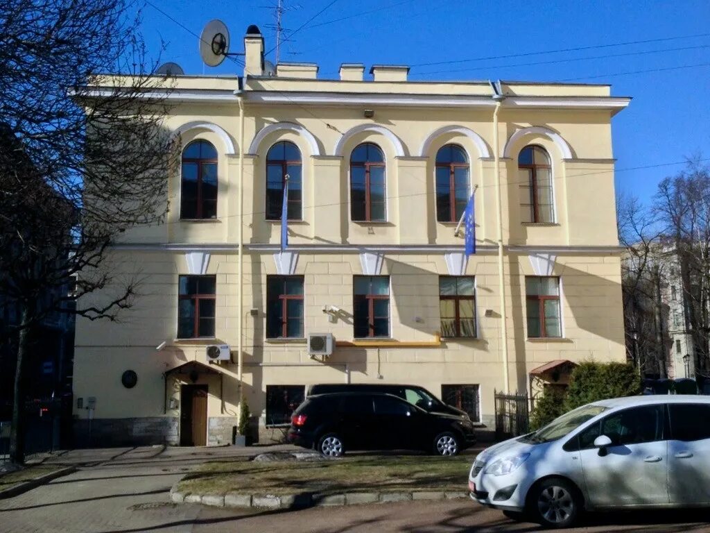 Консул израиля в санкт петербурге 2010 год. Консульство литвы. Консульство эстонии в санкт-петербурге. Консул нидерландов в санкт-петербурге. Эстонский консул в масква.