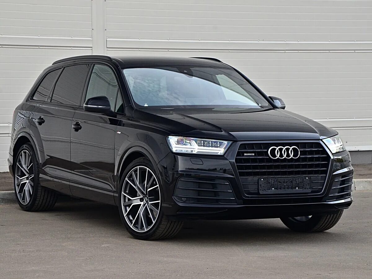 Audi rs q7 2021. Ку7 4м. Audi q7 2017. Audi q7 4. Ауди q7.