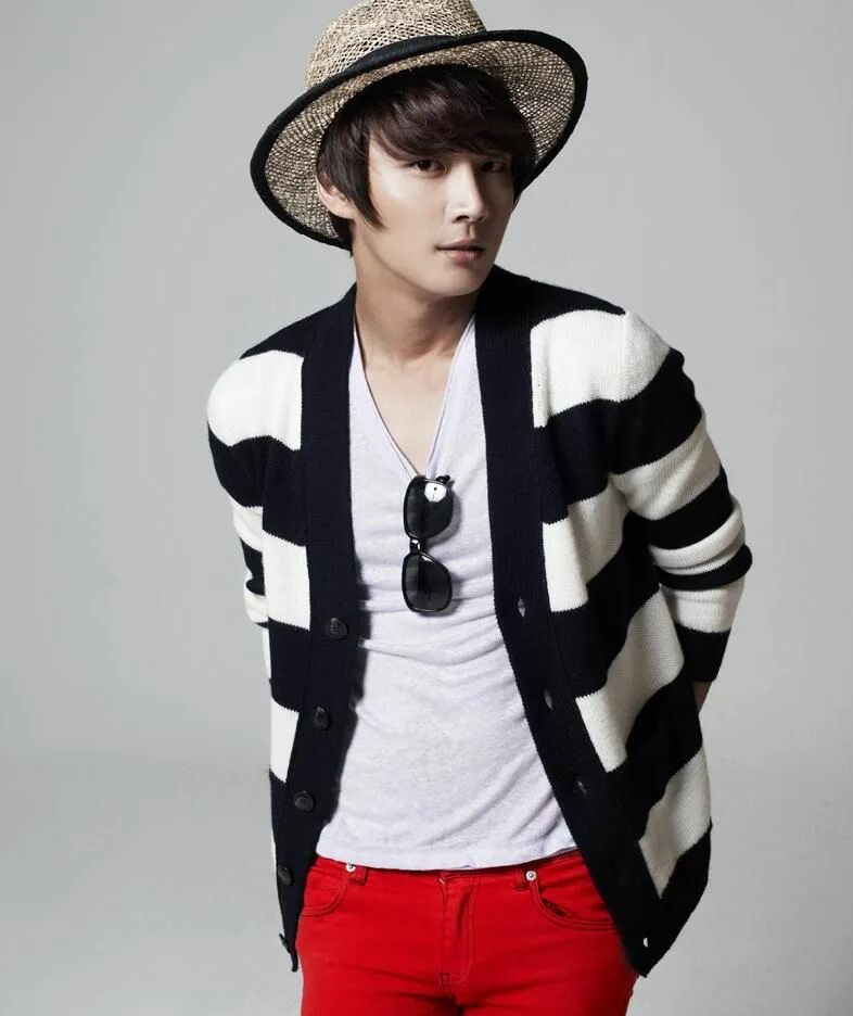 Юн ши юн. Мой сосед красавчик дорама мемы. Юн л. Юн л. Юн л.