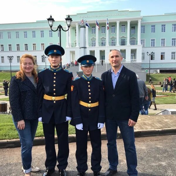 Президентское училище петрозаводск. Петрозаводское президентское училище. Кадетское училище Петрозаводск. Карельское кадетское училище Петрозаводск.