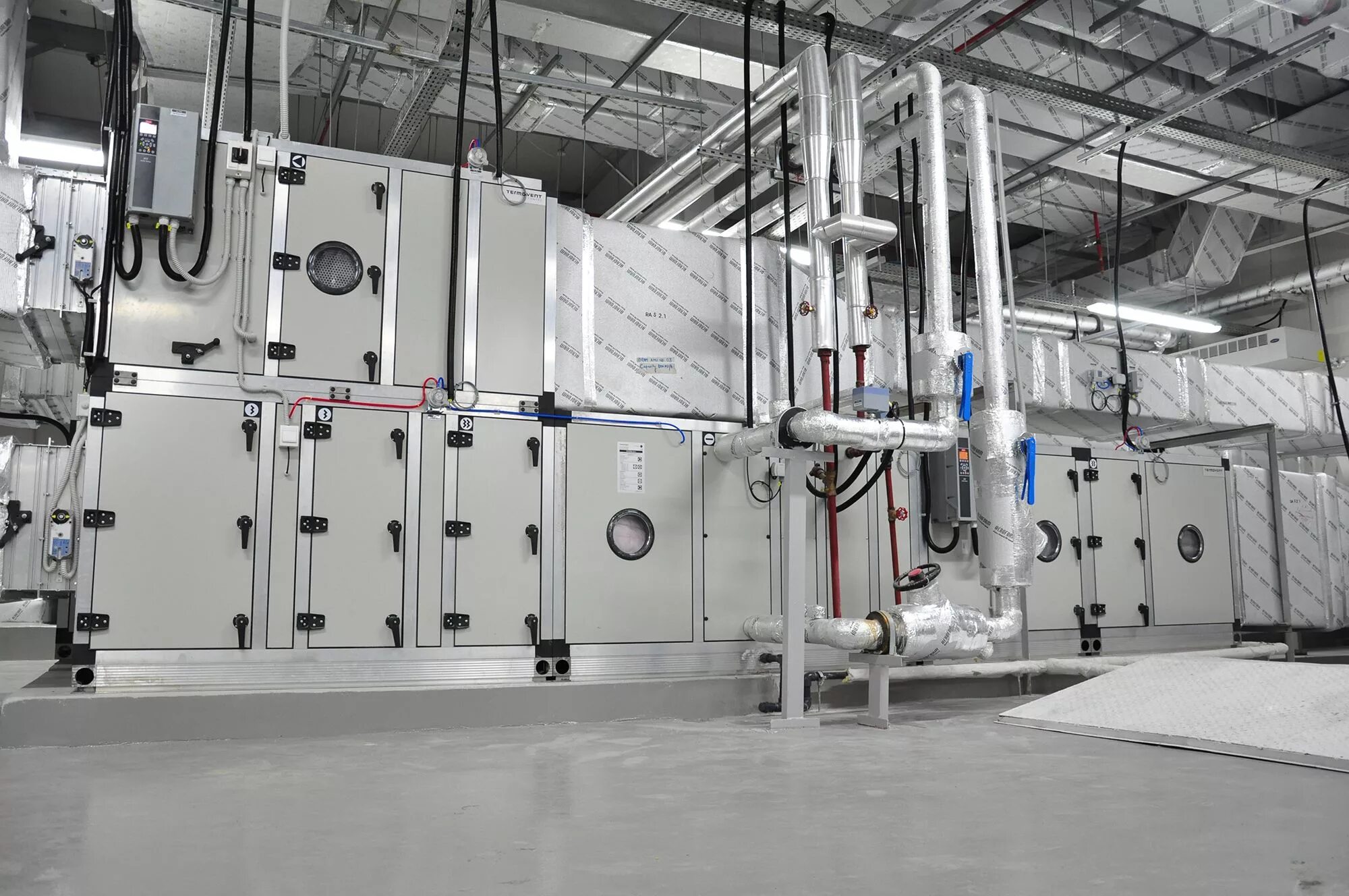 Handling unit. Ahu air handling unit. система вентиляции ahu. приточно-вытяжная вентиляция евровент. евровент вентиляция.