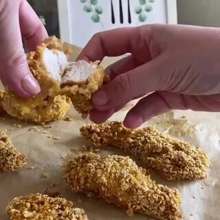 Стрипсы из куриных грудок