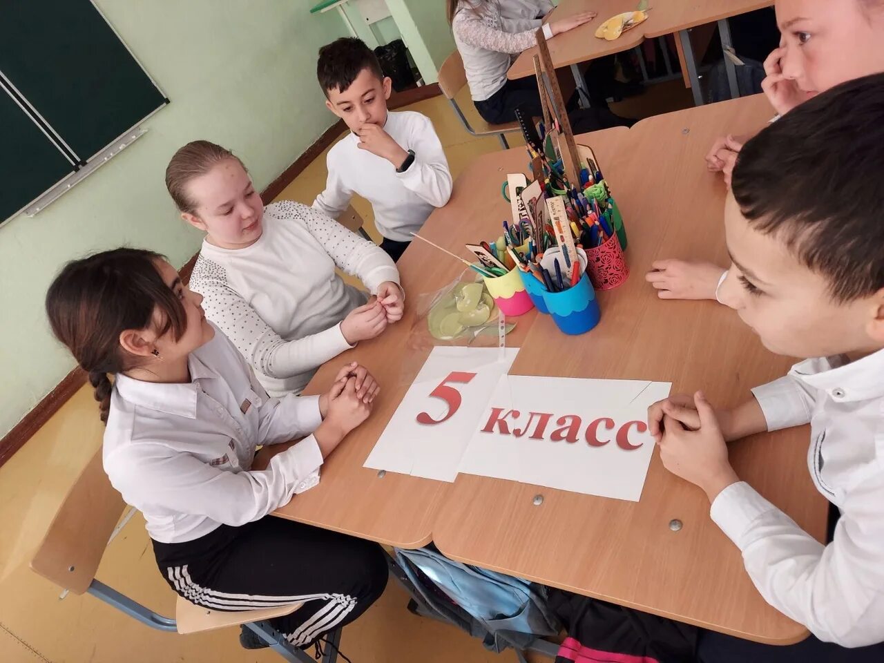 В школе 80 пятиклассников 3 5 всех. Открытое занятие психолога в школе. пятиклассники в школе. открытое занятие педагогов. педагог-психолог в школе.