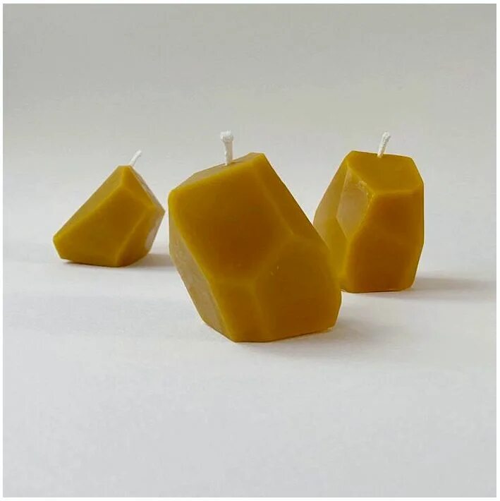 Фигурные свечи. Свечи из натурального пчелиного воска. Восковые свечи. Свечи из пчелиного воска в стакане. Свечи из натурального пчелиного воска.