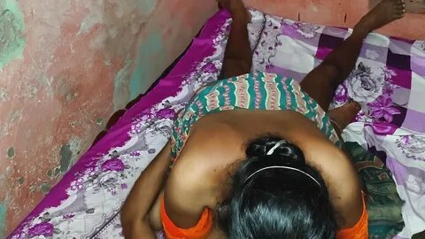 Ht laitina lnd ke lie ro rahi hai. 