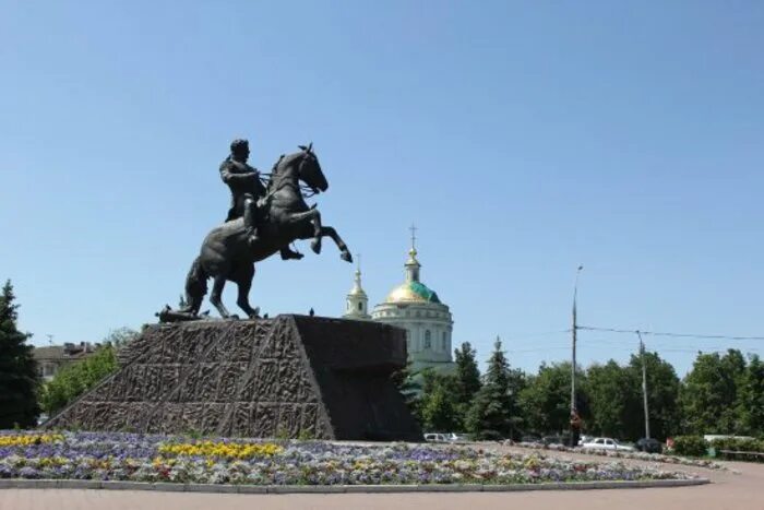 Памятник а п ермолову. Памятник генералу ермолову в орле. памятник а. п. ермолову (орёл).