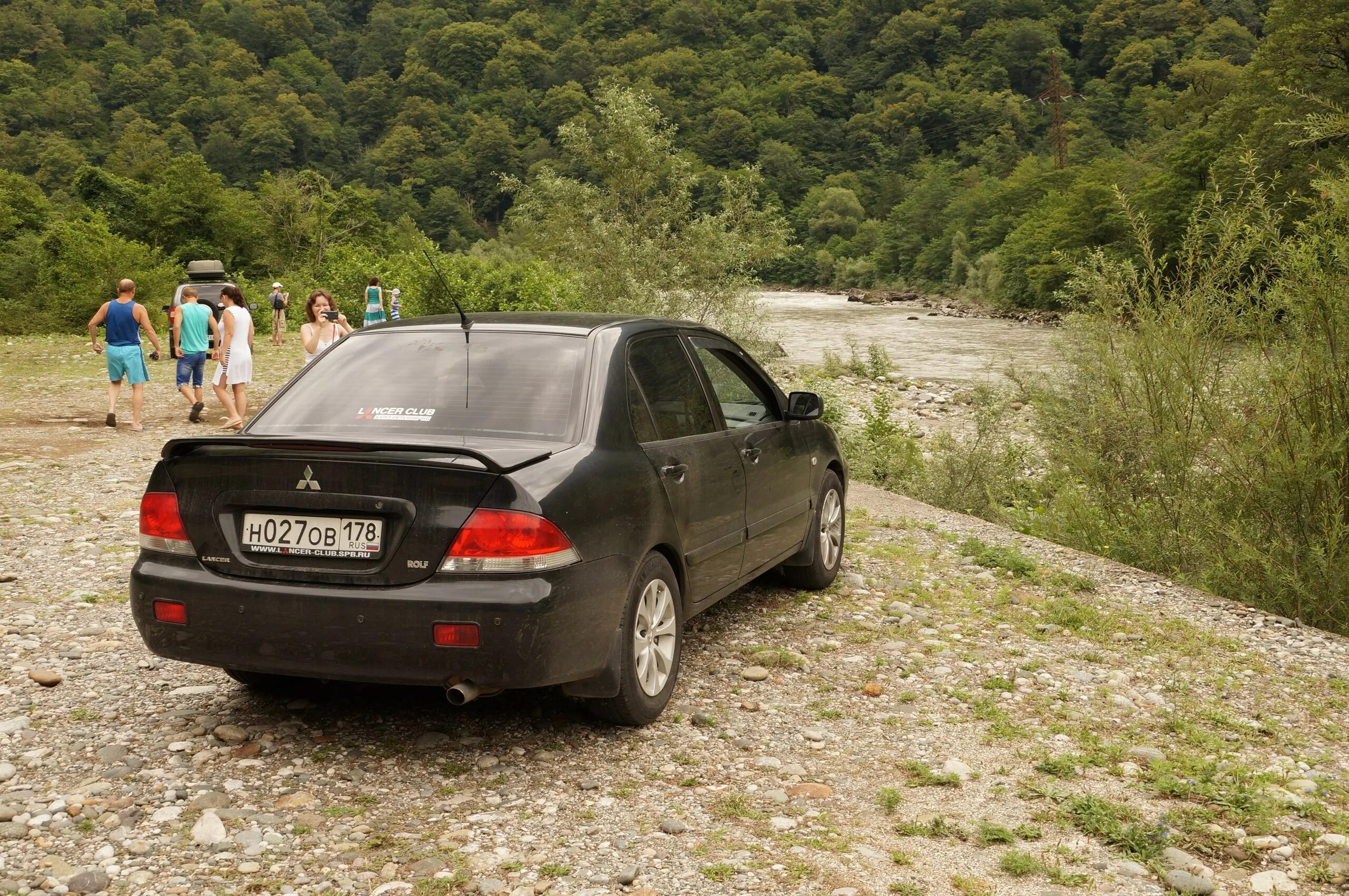 Сколько стоит абхазии машины. Машины в Абхазии. Авто из Абхазии. Автомобили в Абхазии. Авторынок Абхазии.