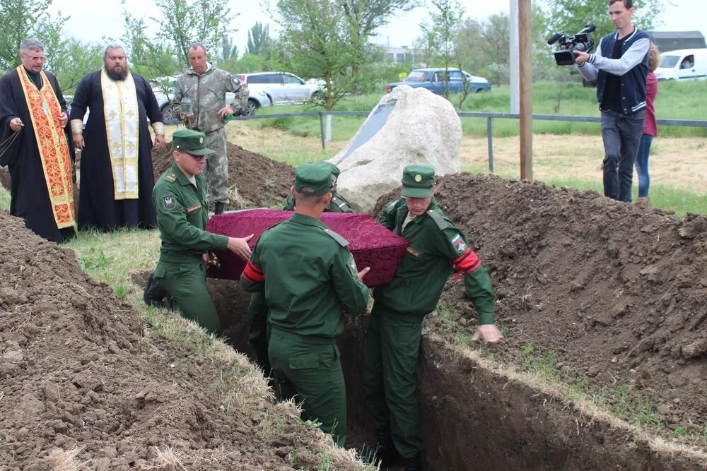 Село заветное. Перезахоронение в красногорском сельском поселение видео. Погода ленинском районе село заветное. Погода ленинском районе село заветное. Школа село заветное.