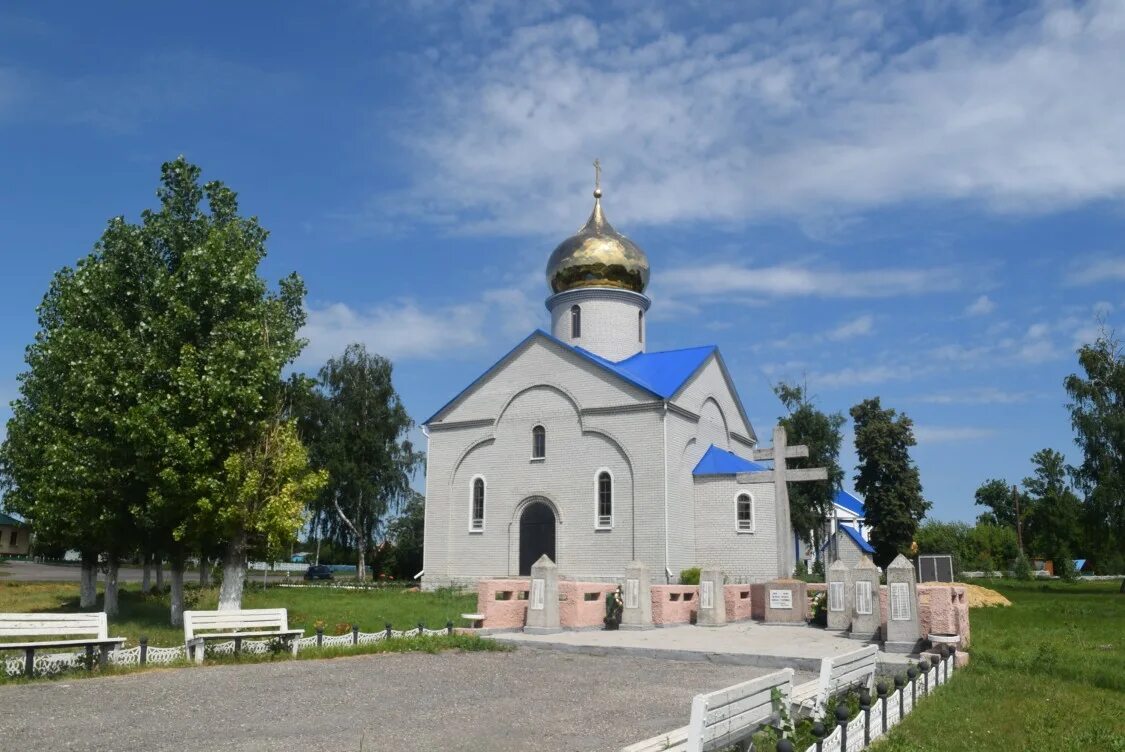 Погода грачевка оренбургская на неделю. Грачевка Усманский район Липецкая область. Храм Архангела Михаила с. Грачевка. Церковь Архангела Михаила Ставропольский край. Церковь Михаила Архангела Грачевка.