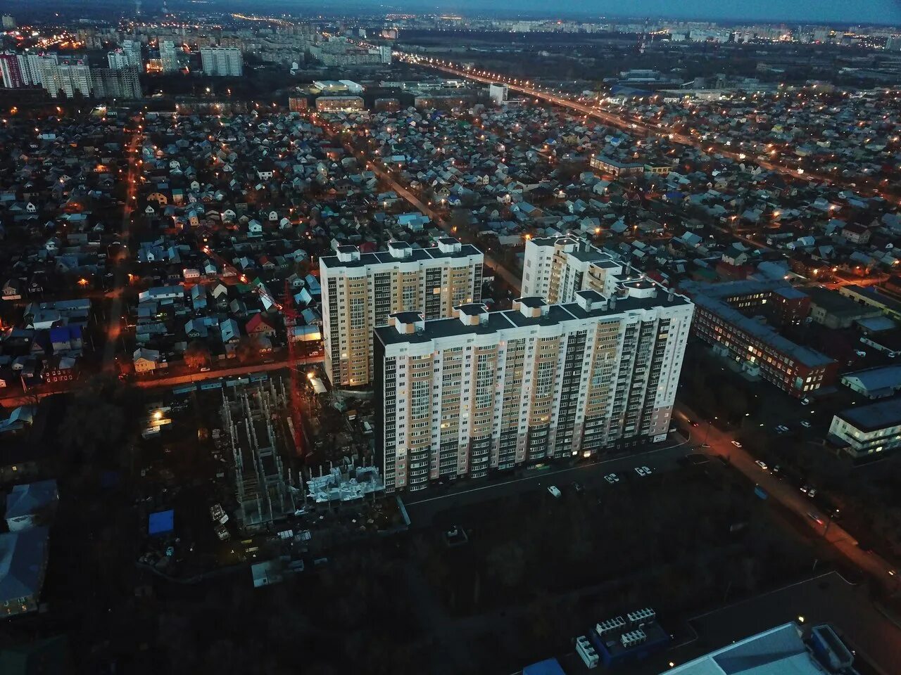 Жк грин хаус. ЖК Green House Грин Хаус Оренбург. Грин Хаус Оренбург планировки. Green House, Оренбург Уральская улица. Комсомольская 199/1.